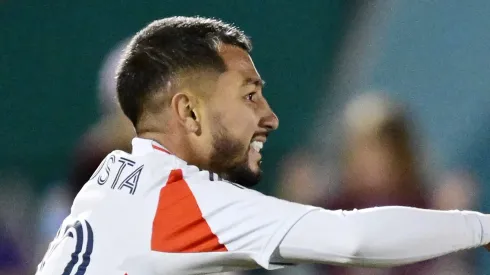 – Atacante argentino Luciano Acosta está chegando ao Tricolor