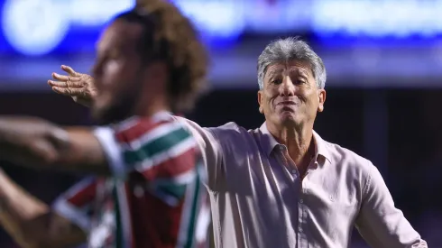 Renato monta linha de cinco e explica estratégia para conter o Inter<br />
Foto: Marcello Zambrana/AGIF