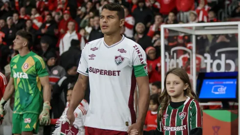 RS – PORTO ALEGRE – 30/07/2025 – COPA DO BRASIL 2025, INTERNACIONAL X FLUMINENSE – Thiago Silva jogador do Fluminense durante partida contra o Internacional no estadio Beira-Rio pelo campeonato Copa Do Brasil 2025. Foto: Lucas Gabriel Cardoso/AGIF