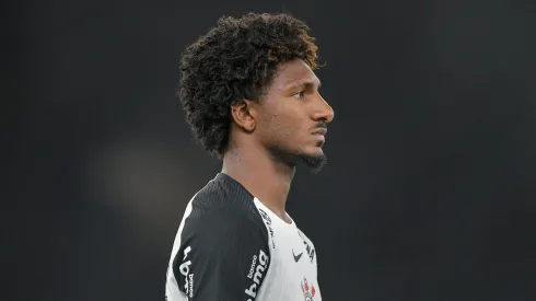 Talles volta ao banco contra o Bahia