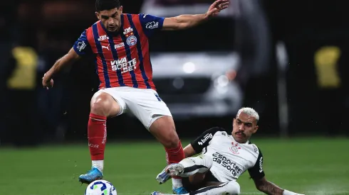 Atuações: Bahia vence com golaço e pênalti, enquanto corintianos recebem notas baixas. Foto: Ettore Chiereguini/AGIF