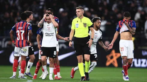 CBF divulga áudios do VAR e detalha polêmicas de Corinthians x Bahia. Foto: Ettore Chiereguini/AGIF