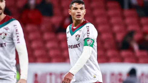 Thiago Silva em ação pelo Fluminense – Foto: Maxi Franzoi/AGIF