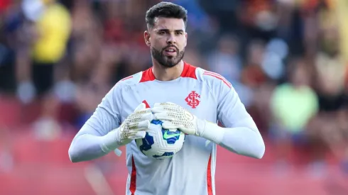 Ivan Quaresma, goleiro do Internacional (Foto: Marlon Costa/AGIF)