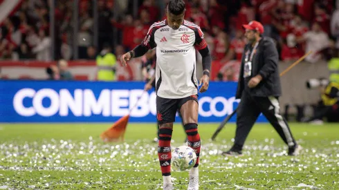 RS – PORTO ALEGRE – 20/08/2025 – COPA LIBERTADORES 2025, INTERNACIONAL X FLAMENGO – Bruno Henrique jogador do Flamengo durante partida contra o Internacional no estadio Beira-Rio pelo campeonato Copa Libertadores 2025. Foto: Maxi Franzoi/AGIF