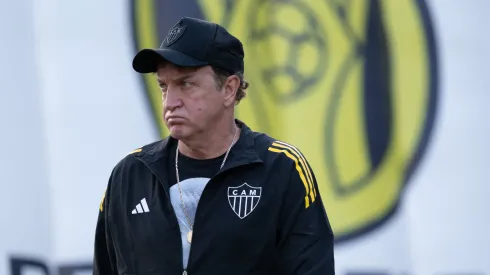 Técnico do Atlético-MG tem poucas opções na zaga (Foto: Jorge Rodrigues/AGIF)