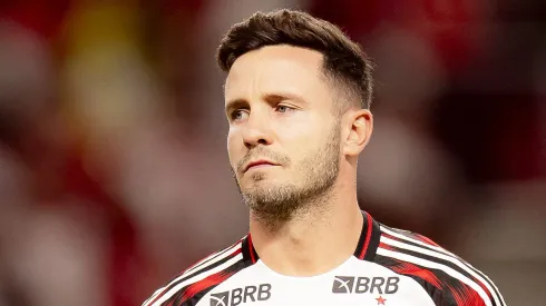 Saúl conquista seu espaço entre os titulares do Flamengo