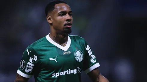 SP – SAO PAULO – 21/08/2025 – COPA LIBERTADORES 2025, PALMEIRAS X UNIVERSITARIO – Allan jogador do Palmeiras durante partida contra o Universitario no estadio Arena Allianz Parque pelo campeonato Copa Libertadores 2025. Foto: Ettore Chiereguini/AGIF
