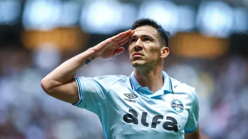 Balbuena sofre lesão e ficará fora de combate até o fim do ano. FOTO: LUCAS UEBEL/GREMIO FBPA