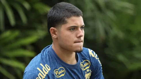 Luca Meirelles durante pré-temporada de 2025 – Foto: Divulgação/Santos