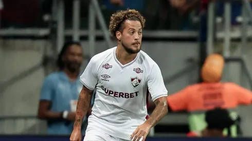 Guga falhou no lance do gol do Bahia e virou vilão da torcida do Fluminense