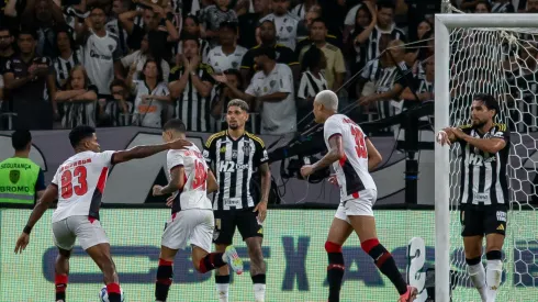 Galo encara jejum de mais de uma década contra o Vitória ( Foto: Fernando Moreno/AGIF)