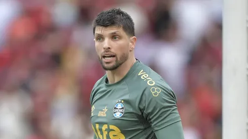 Tiago Volpi tem desempenho avaliado por Galvão Bueno após empate
