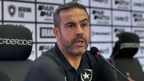 Artur Jorge dirigiu o Botafogo nos títulos da Libertadores e do Brasileirão Betano de 2024 (Divulgação/X @Botafogo)