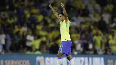 Marquinhos é titular na zaga do Brasil. Foto: Rafael Ribeiro/CBF