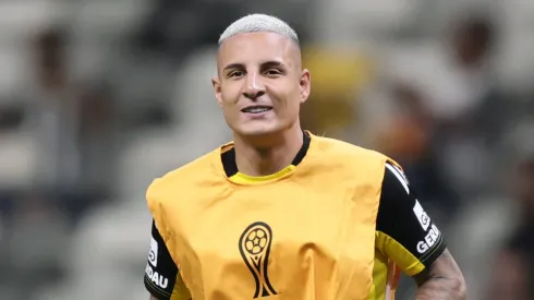 Guilherme Arana teve bons números com Sampaoli. Foto: Gilson Lobo/AGIF