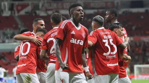 Inter de Vitão comemora gol diante do Fortaleza pelo Brasileirão Betano 2025 (Foto: Ricardo Duarte/Inter)