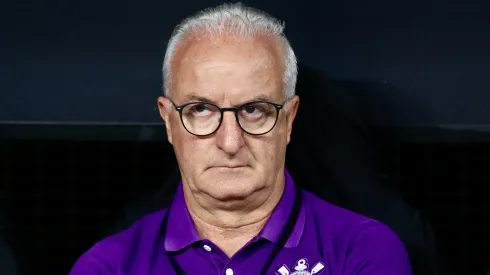 Dorival Jr no comando técnico do Corinthians na Neo Química Arena – Foto: Marcello Zambrana/AGIF