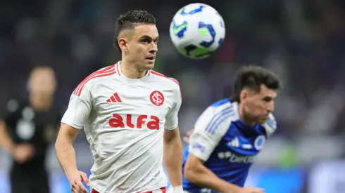 Rafael Borré tem queda em participações de gols no Internacional – Foto: Gilson Lobo/AGIF