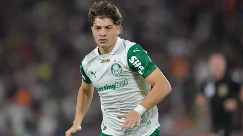 Giay, jogador do Palmeiras, durante partida contra o Fluminense no estadio Maracana pelo campeonato Brasileiro A 2025. Foto: Thiago Ribeiro/AGIF