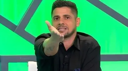 Cicinho detalhou situação complicada do São Paulo