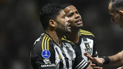 Hulk, atacante do Atlético Mineiro em partida pelo campeonato brasileiro