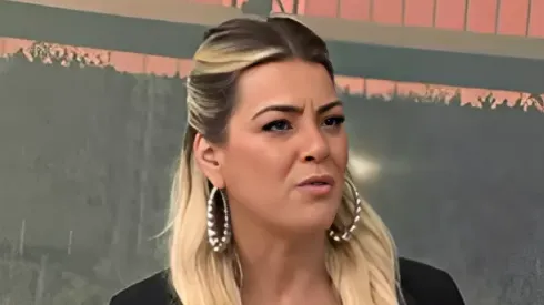 Renata Fan apresenta programa mesa redonda na Band. Foto: Reprodução/YouTube Jogo Aberto.