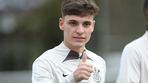 Breno Bidon pode sair em breve do Corinthians.