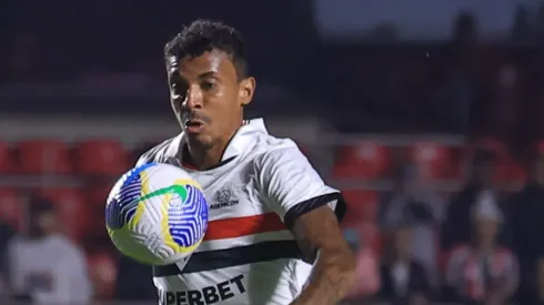 Luiz Gustavo tem retorno ao São Paulo avaliado por Hernán Crespo