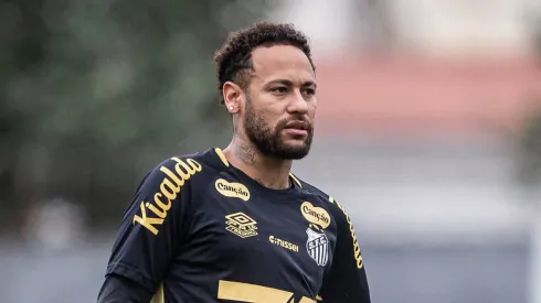 Neymar vem se dedicando nos bastidores para retornar aos gramados