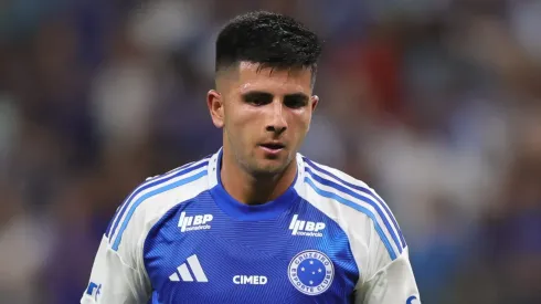 Gamarra, zagueiro do Cruzeiro