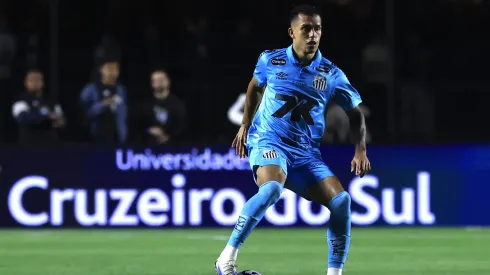 Igor Vinicius vem se destacando no Santos. Foto: Marcello Zambrana/AGIF