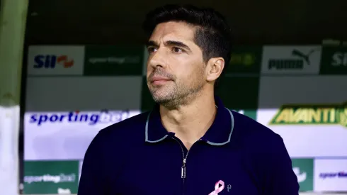 SP – SAO PAULO – 01/10/2025 – BRASILEIRO A 2025, PALMEIRAS X VASCO – Abel Ferreira tecnico do Palmeiras durante partida contra o Vasco no estadio Arena Allianz Parque pelo campeonato Brasileiro A 2025. Foto: Marcello Zambrana/AGIF