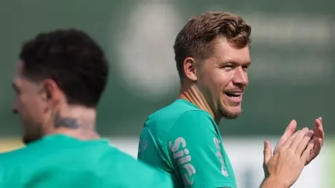 Bruno Fuchs tem desejo de ficar no Palmeiras também em 2026 – Foto: César Greco