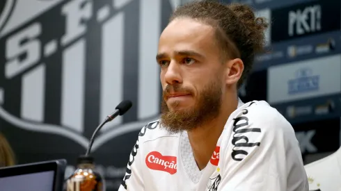 Billal durante coletiva pelo Peixe