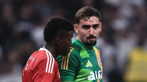 Anthoni durante partida na Neo Química Arena.