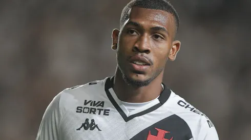 Rayan pode deixar o Vasco na próxima janela de transferências – Foto: Thiago Ribeiro/AGIF