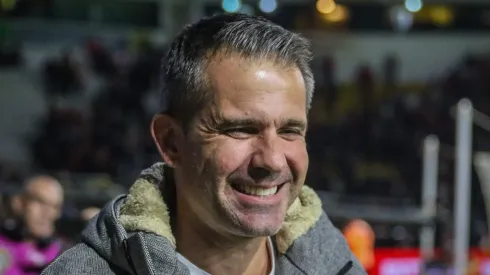 SC – CRICIUMA – 26/06/2024 – BRASILEIRO A 2024, INTERNACIONAL X ATLETICO-MG – Victor Bagy dirigente do Atletico-MG comemora a vitoria durante na partida contra o Internacional no estadio Heriberto Hulse pelo campeonato Brasileiro A 2024. Foto: Leonardo Hubbe/AGIF
