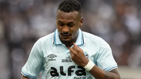 Edenílson no tiene mucha moral con la afición.