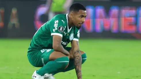 Allan, meia-atacante do Palmeiras em partida pelo campeonato brasileiro (Foto: Franklin Jacome/Getty Images)