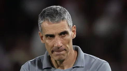 Vojvoda, técnico do Santos em partida pelo campeonato brasileiro (Foto: Wagner Meier/Getty Images)