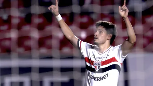 SP – SAO PAULO – 25/10/2025 – BRASILEIRO A 2025, SAO PAULO X BAHIA – Bobadilla jogador do Sao Paulo comemora seu gol durante partida contra o Bahia no estadio Morumbi pelo campeonato Brasileiro A 2025. Foto: Marcello Zambrana/AGIF