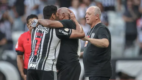 Hulk revela ligação