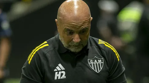 Jorge Sampaoli durante partida do Atlético-MG – Foto: Fernando Moreno/AGIF
