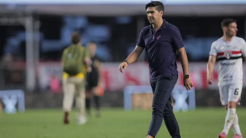 Abel Ferreira, técnico do Palmeiras, durante partida contra o São Paulo no estadio Morumbi pelo campeonato Brasileiro A 2025. Foto: Ettore Chiereguini/AGIF