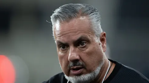 José Boto protege o Fla do interesse do exterior em prata da casa.