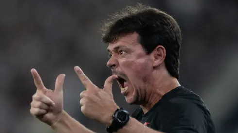  – Fernando Diniz tecnico do Vasco durante partida contra o Botafogo no estadio Engenhao pelo campeonato Brasileiro A 2025. 
