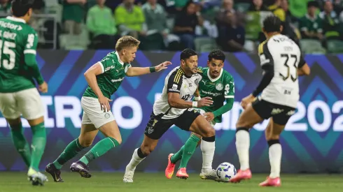 Atlético-MG ainda não venceu o Palmeiras na Arena MRV
