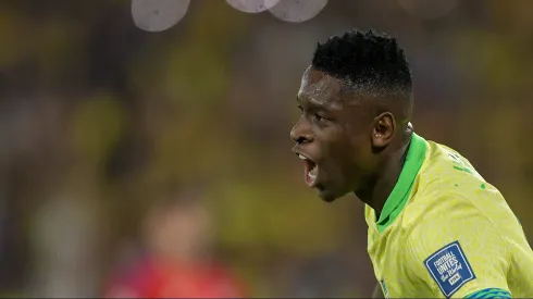 Luiz Henrique durante partida válida pelas eliminatória da Copa do Mundo