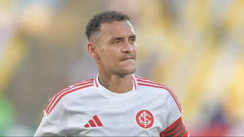 Alan Patrick, meia do Internacional  
